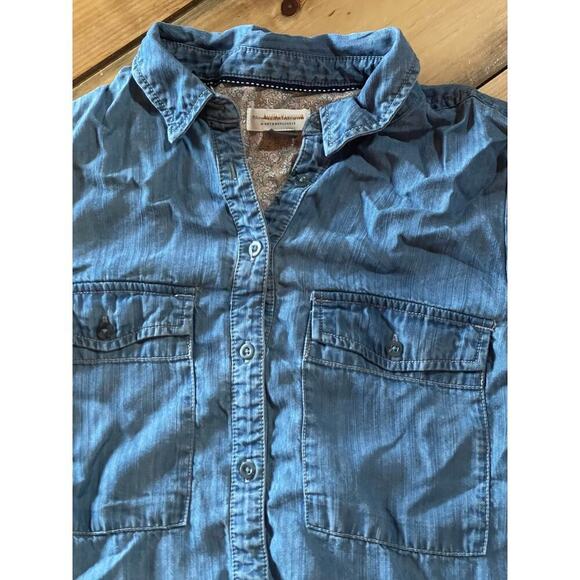 Anthropologie PILCRO Denim Button down blouse/top. Pockets. Floral. Womens Small - Picture 2 of 5